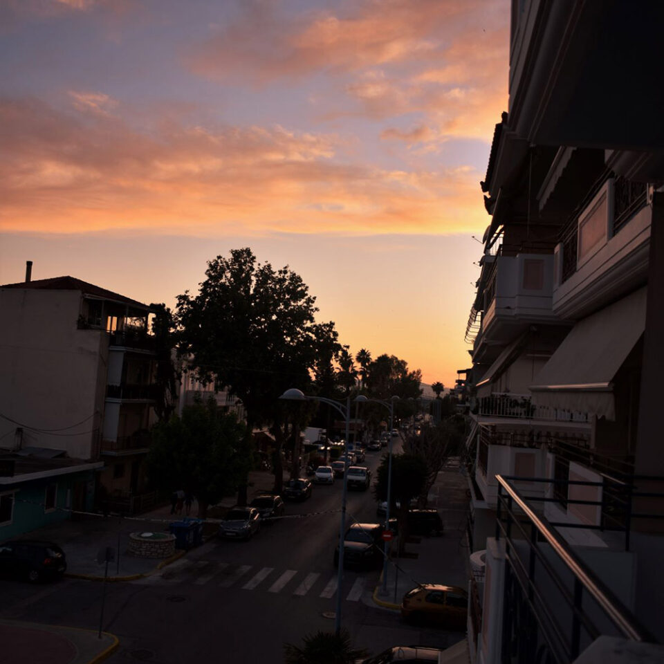 Θέα απο το Μπαλκόνι